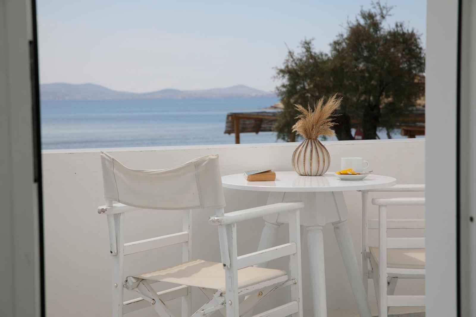 Ippokampos Beachfront Naxos City Номер фото